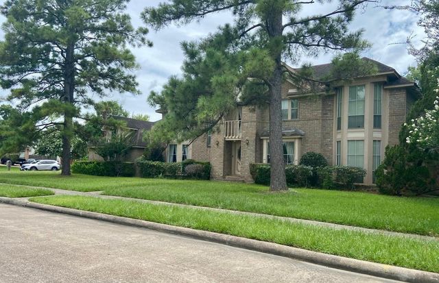 14702 Rancho Vista Drive, Houston, TX 77083
