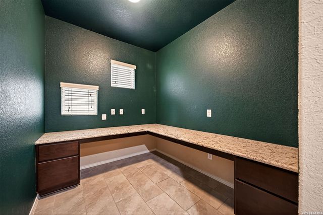 8311 Prickly Oak, San Antonio, TX 78223