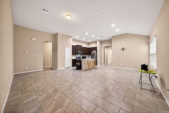8311 Prickly Oak, San Antonio, TX 78223