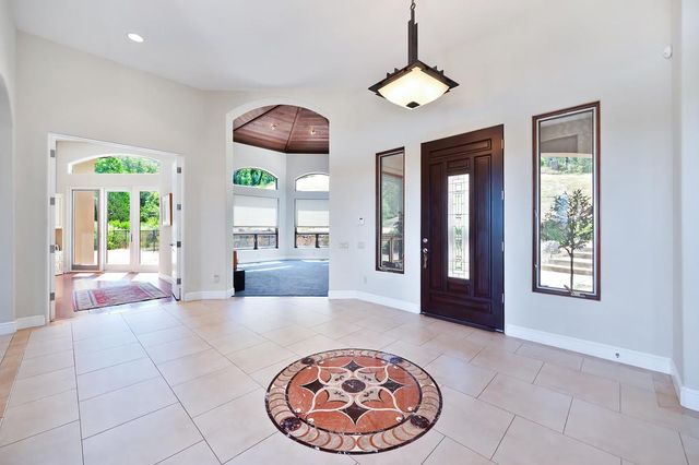 4941 D Agostini Dr, Somerset, CA 95684