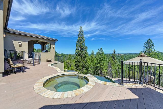 4941 D Agostini Dr, Somerset, CA 95684