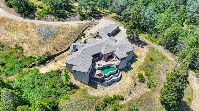 4941 D Agostini Dr, Somerset, CA 95684