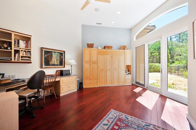 4941 D Agostini Dr, Somerset, CA 95684