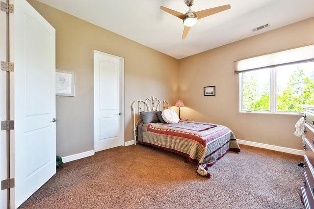 4941 D Agostini Dr, Somerset, CA 95684