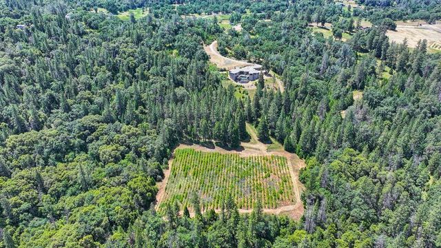 4941 D Agostini Dr, Somerset, CA 95684