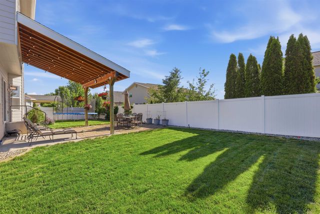 9721 N Austin Ln, Spokane, WA 99208