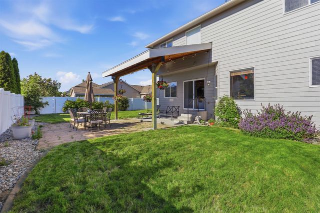 9721 N Austin Ln, Spokane, WA 99208
