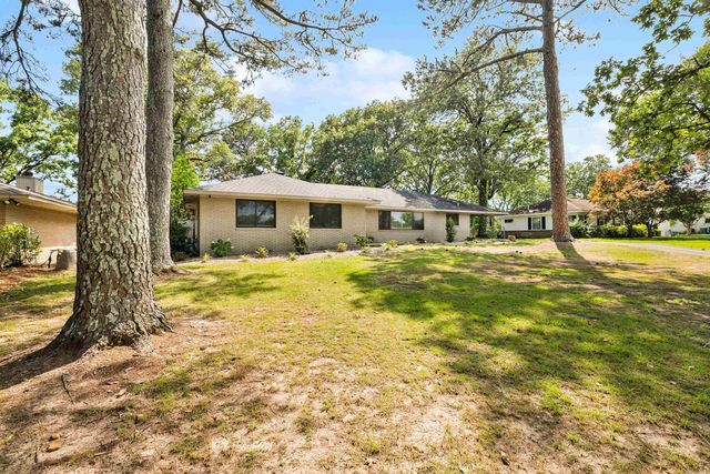 3501 lakeview Road, North Little Rock, AR 72116