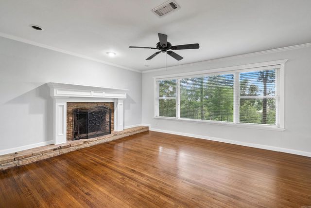 3501 lakeview Road, North Little Rock, AR 72116