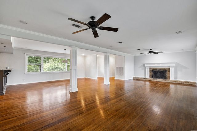 3501 lakeview Road, North Little Rock, AR 72116