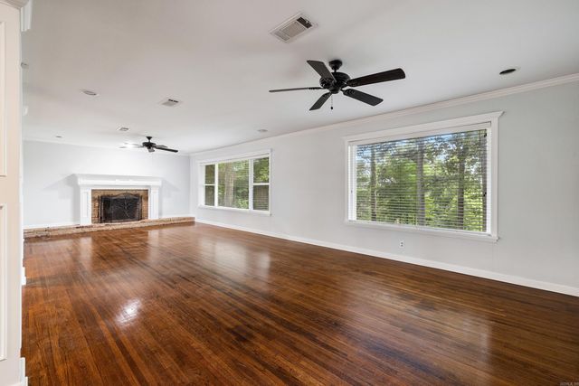 3501 lakeview Road, North Little Rock, AR 72116