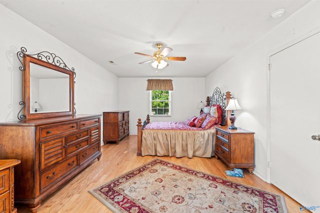 121 Flowerwood Drive, Meridianville, AL 35759