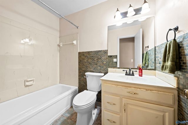 121 Flowerwood Drive, Meridianville, AL 35759