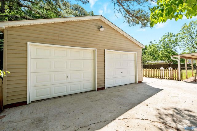 121 Flowerwood Drive, Meridianville, AL 35759