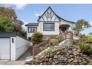 461 Se 72ND Ave, Portland, OR 97215