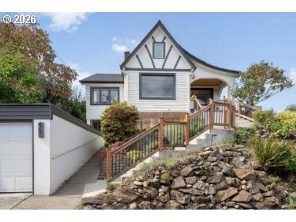 461 Se 72ND Ave, Portland, OR 97215