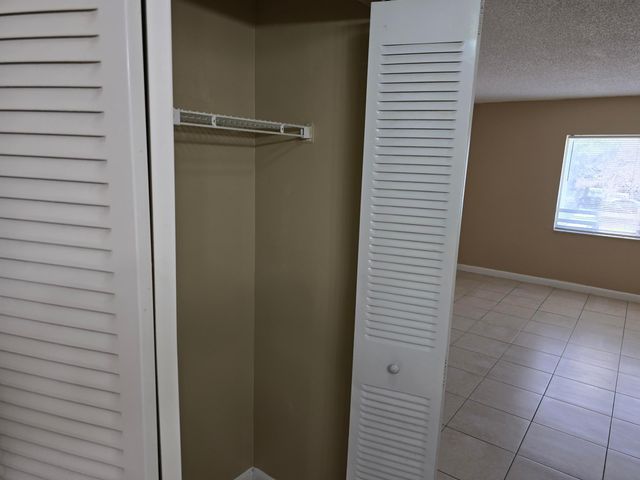 711 N Pine Island Road 213, Plantation, FL 33324