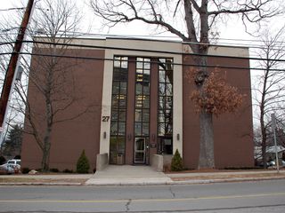 27 Hospital Avenue 206, Danbury, CT 06810