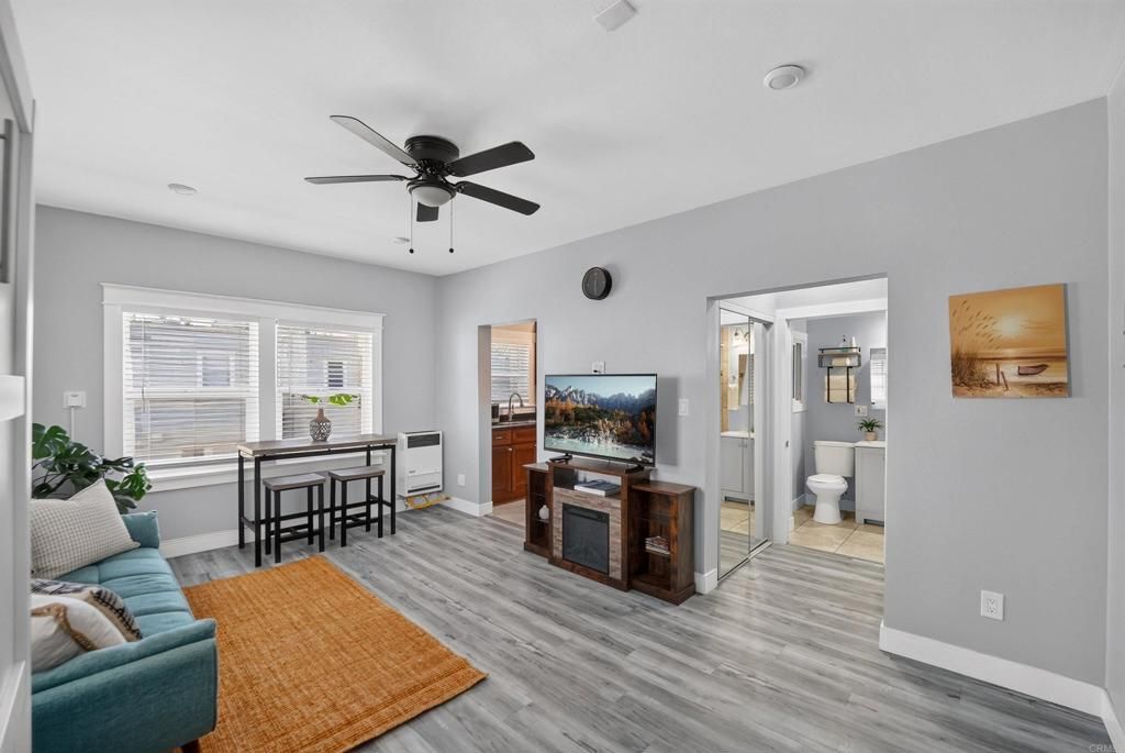 323 W 4Th Street 211, Long Beach, CA 90802 — exterior