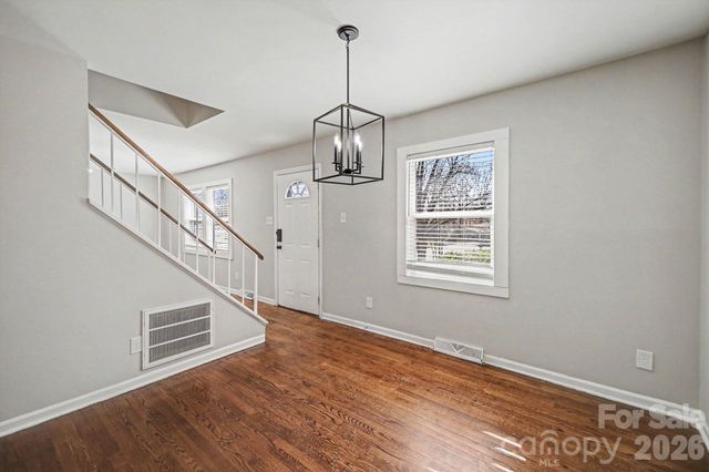 6626 Glenmoor Drive, Charlotte, NC 28214