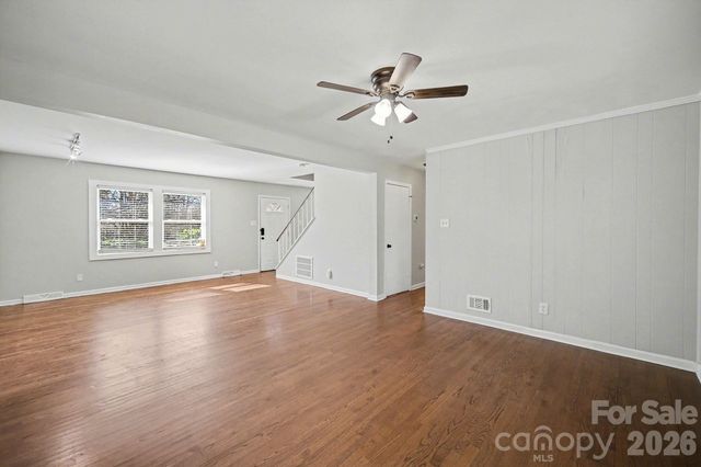 6626 Glenmoor Drive, Charlotte, NC 28214