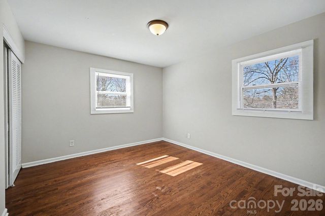 6626 Glenmoor Drive, Charlotte, NC 28214