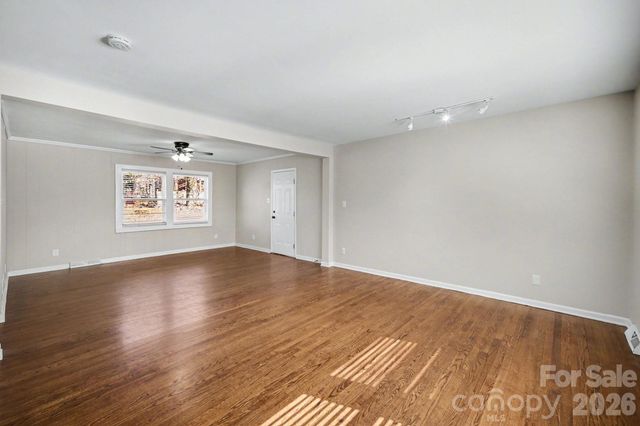 6626 Glenmoor Drive, Charlotte, NC 28214