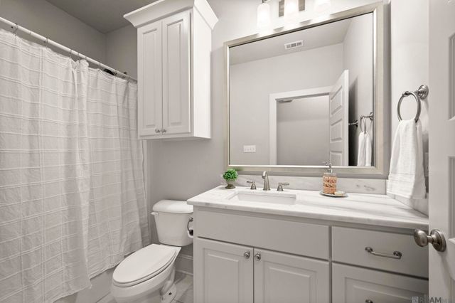 6526 Oak Garden Dr, Baton Rouge, LA 70817