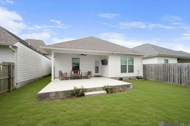 6526 Oak Garden Dr, Baton Rouge, LA 70817