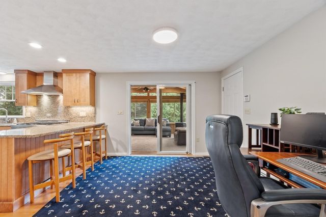 4 Pillsbury Lane, Georgetown, MA 01833