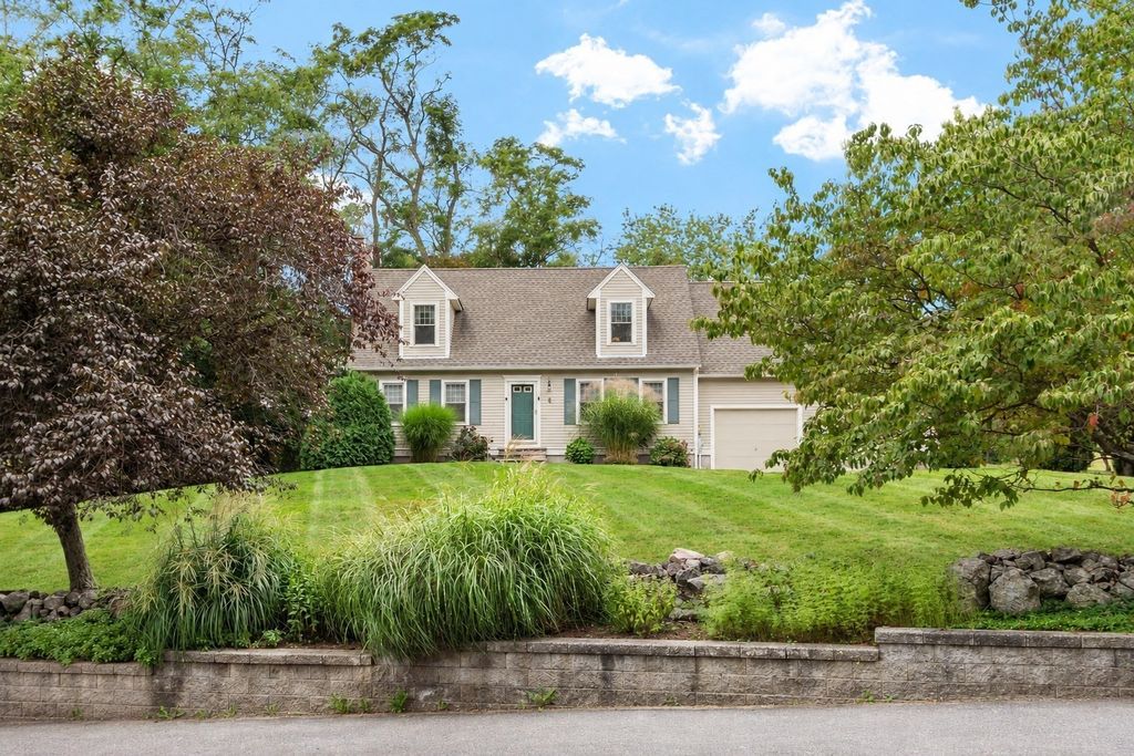 4 Pillsbury Lane, Georgetown, MA 01833