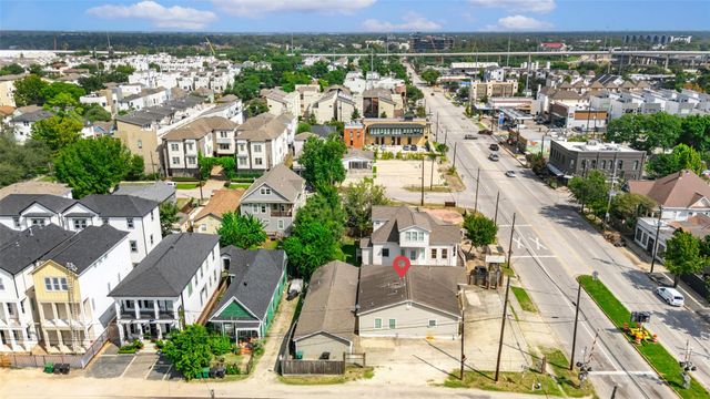 1607 Houston Avenue, Houston, TX 77007