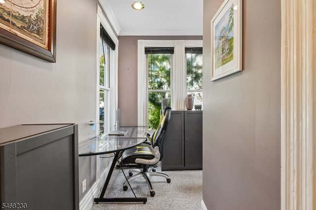 37 MOUNTAIN AVE, Summit City, NJ 07901