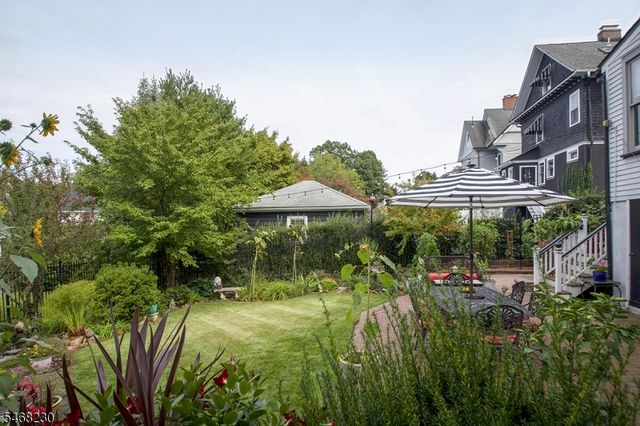 37 MOUNTAIN AVE, Summit City, NJ 07901