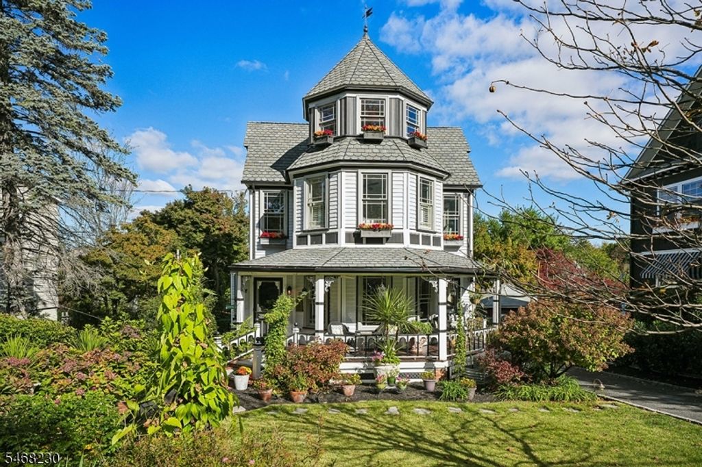 37 MOUNTAIN AVE, Summit City, NJ 07901 — exterior
