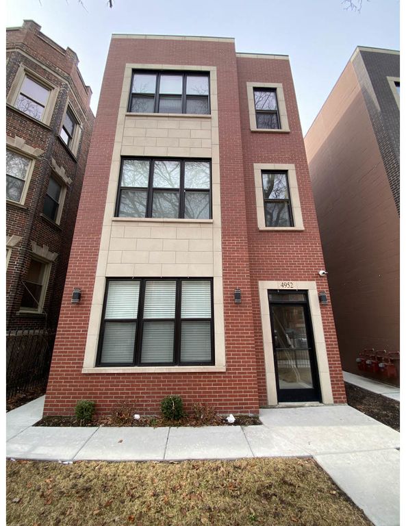 4952 S Michigan Avenue, Chicago, IL 60615