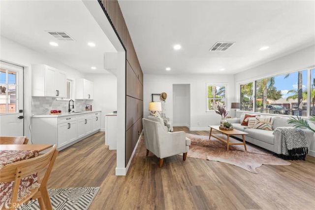 845 Plaza Serena, Ontario, CA 91764