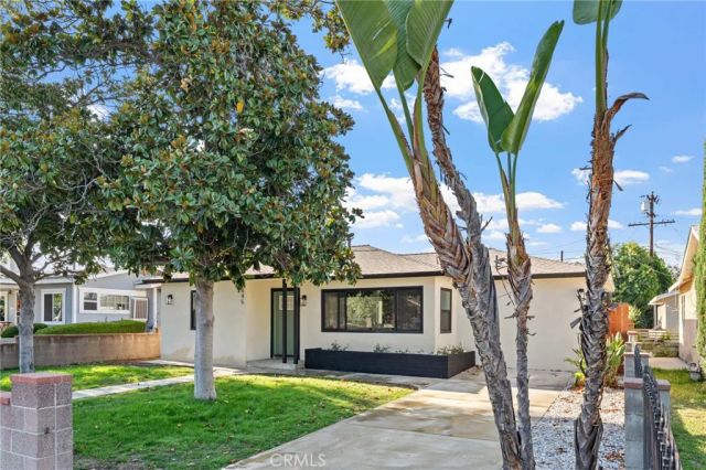845 Plaza Serena, Ontario, CA 91764