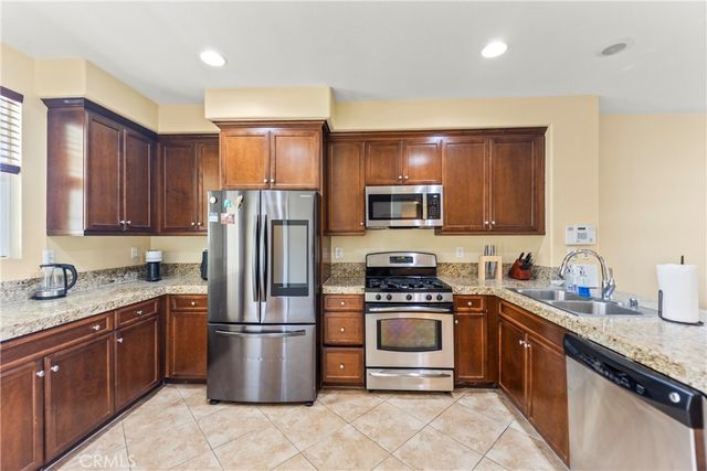 1123 Abelia, Irvine, CA 92606