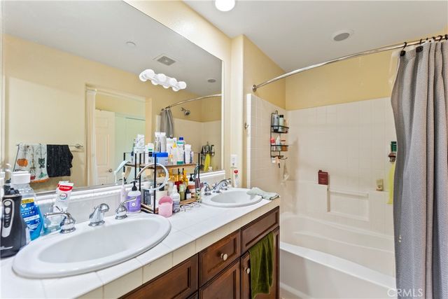 1123 Abelia, Irvine, CA 92606