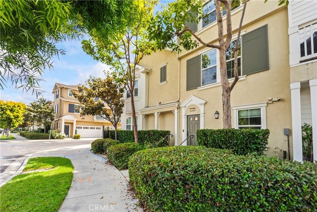 1123 Abelia, Irvine, CA 92606