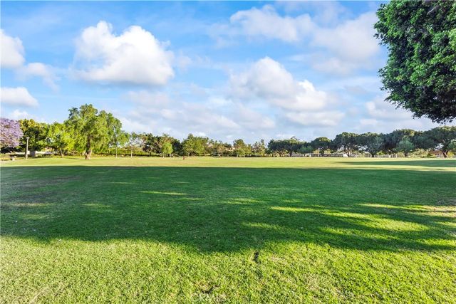 1123 Abelia, Irvine, CA 92606