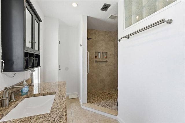 4531 SE 14th PL, Cape Coral, FL 33904