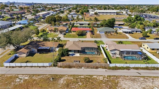 4531 SE 14th PL, Cape Coral, FL 33904