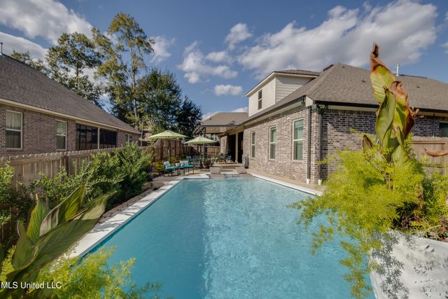 7469 Mapleway Court, Pass Christian, MS 39571