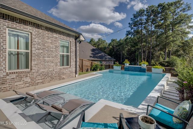 7469 Mapleway Court, Pass Christian, MS 39571