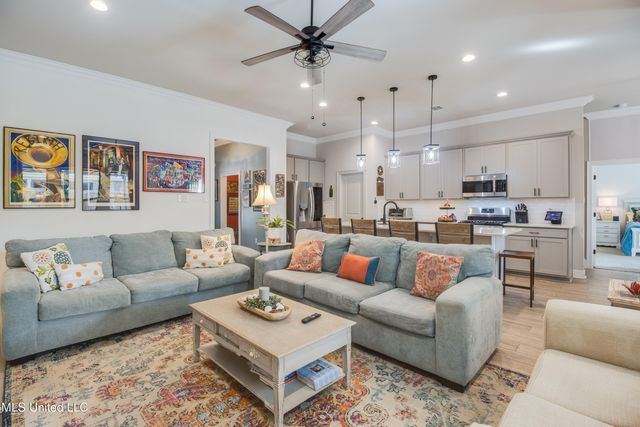 7469 Mapleway Court, Pass Christian, MS 39571