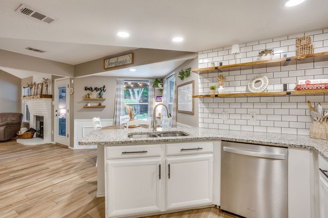 1213 Nelson Place, Fort Worth, TX 76028