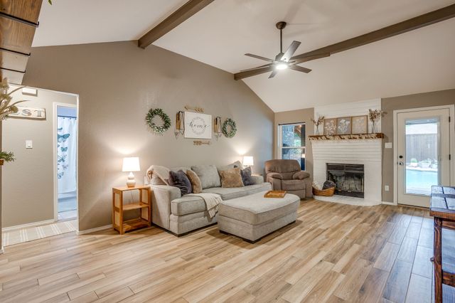 1213 Nelson Place, Fort Worth, TX 76028