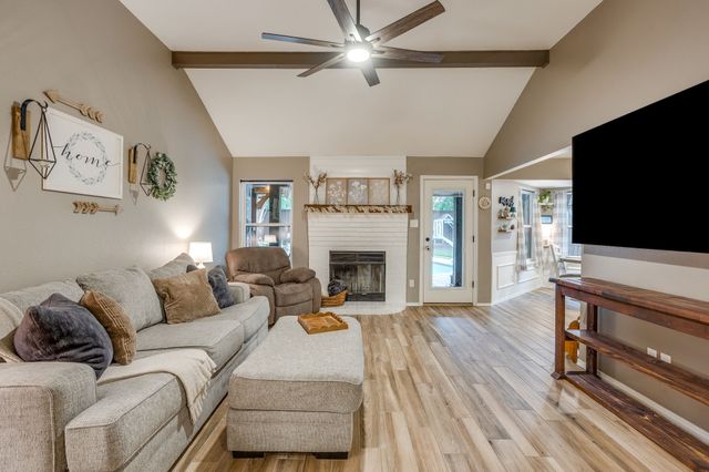1213 Nelson Place, Fort Worth, TX 76028